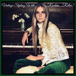Vintage Styling With Rockin_Retro!